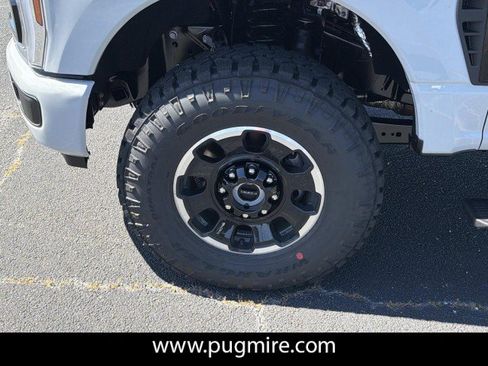 New 2026 Ford F250 Lariat w/ Tremor Off-Road Package AWD/4WD image 11