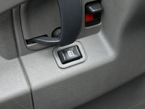 Used 2024 GMC Savana 2500 w/ Driver Convenience Package image 11