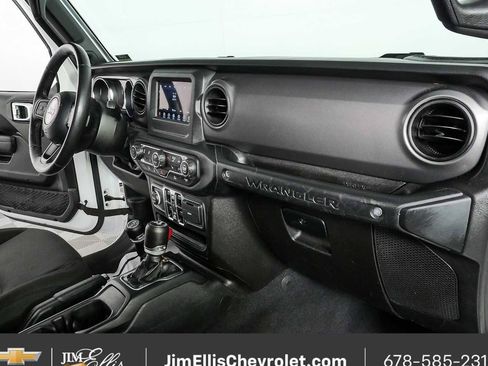 Used 2023 Jeep Wrangler Unlimited Sport AWD/4WD image 21
