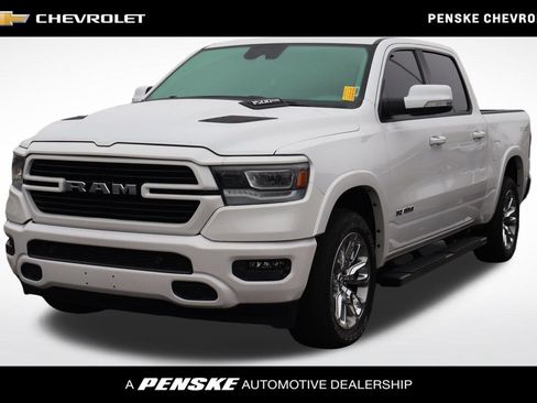 Used 2022 RAM 1500 Laramie AWD/4WD image 1