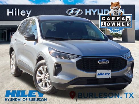 Used 2023 Ford Escape Active image 1