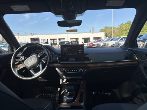 Used 2023 Audi Q5 2.0T Premium Plus w/ Premium Plus Package AWD/4WD image 18