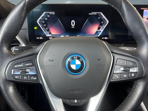 Used 2023 BMW i4 eDrive35 w/ Premium Package RWD image 15