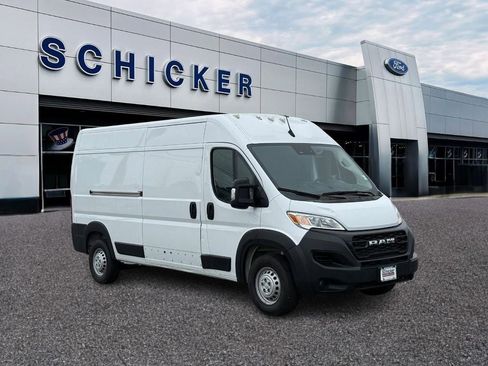 Used 2024 RAM ProMaster 2500 FWD image 1