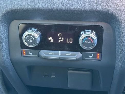 New 2026 GMC Acadia Elevation w/ Elevation Premium Package FWD image 8