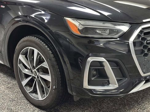 Used 2023 Audi Q5 2.0T Premium Plus w/ Premium Plus Package image 9
