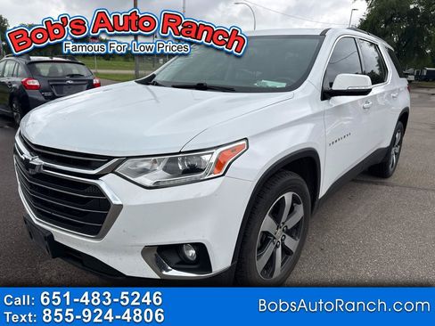Used 2019 Chevrolet Traverse LT w/ LT Premium Package AWD/4WD image 1