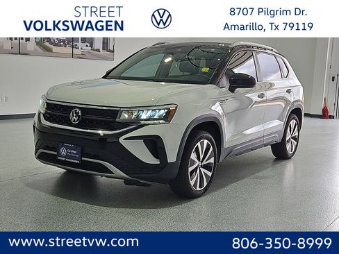 Certified 2023 Volkswagen Taos SE FWD image 1