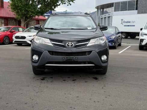 Used 2014 Toyota RAV4 XLE AWD/4WD image 8