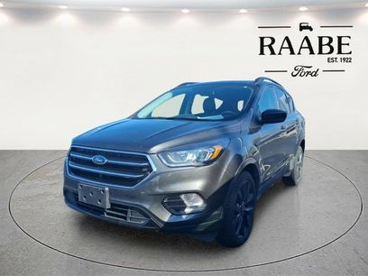 Used 2018 Ford Escape SE w/ SE Sport Appearance Package