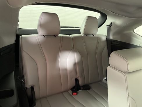 Used 2023 Acura MDX SH-AWD w/ Technology Package image 8