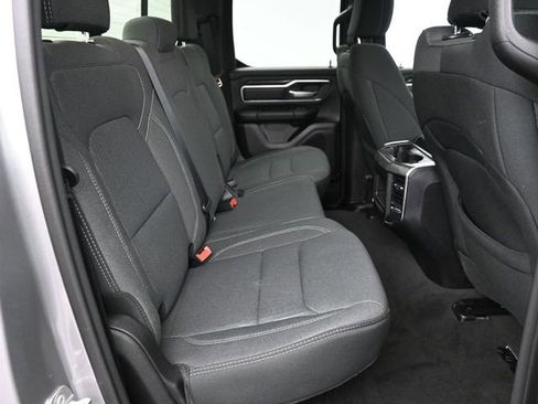 Used 2022 RAM 1500 Big Horn AWD/4WD image 14