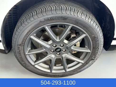 Used 2023 Land Rover Range Rover Velar R-Dynamic S image 33