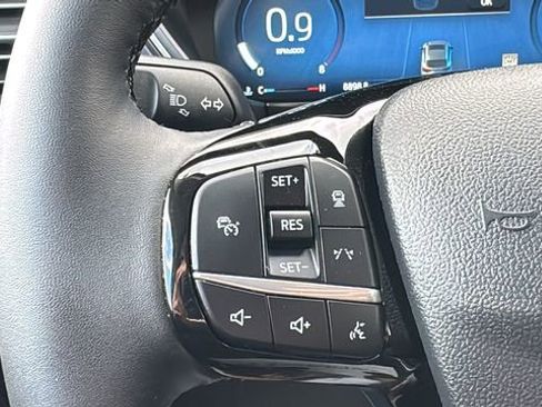 Certified 2024 Ford Escape Platinum image 16