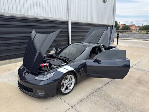 Used 2013 Chevrolet Corvette Grand Sport w/ 4LT Preferred Equipment Group RWD image 31