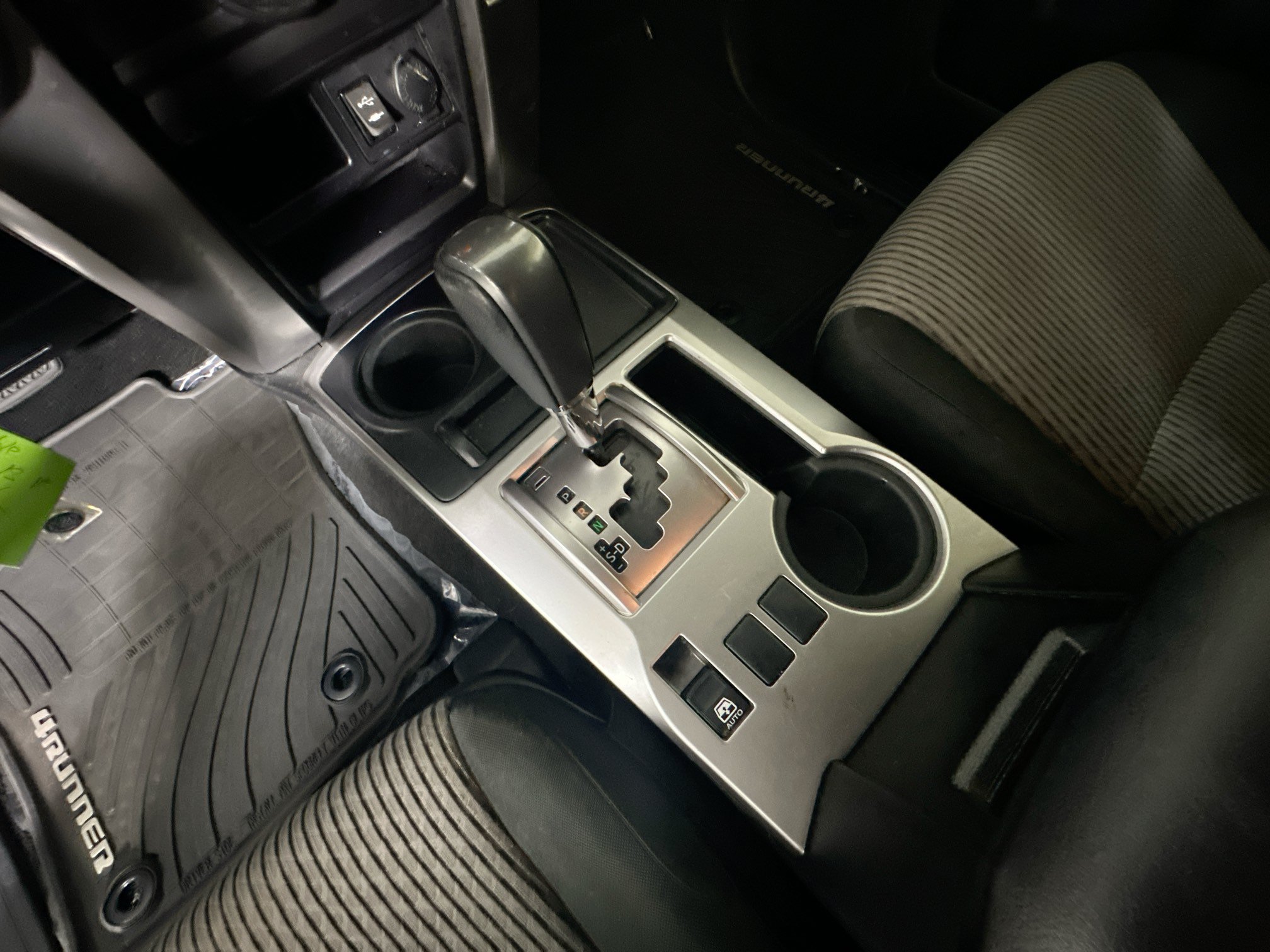 Used 2015 Toyota 4Runner SR5 RWD image 21