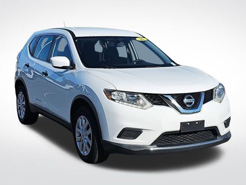 Used 2016 Nissan Rogue S image 3