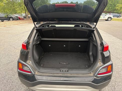 Used 2021 Hyundai Kona Limited FWD image 19