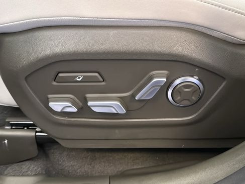 Used 2024 Hyundai Santa Fe Calligraphy image 10