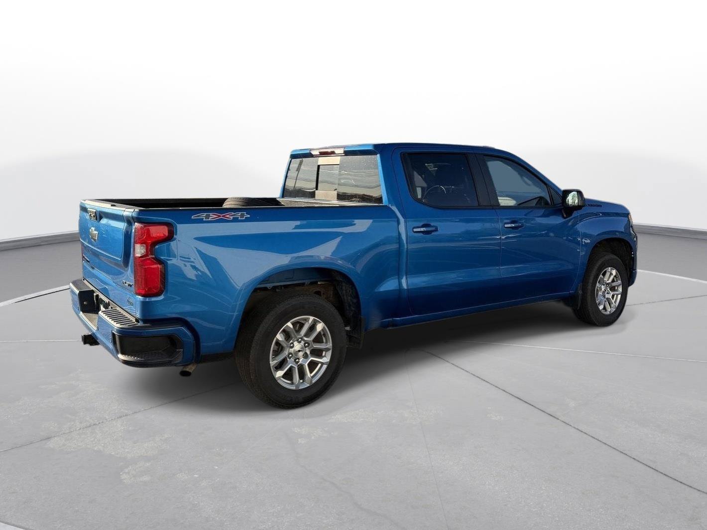 Used 2024 Chevrolet Silverado 1500 RST w/ Convenience Package II AWD/4WD image 5