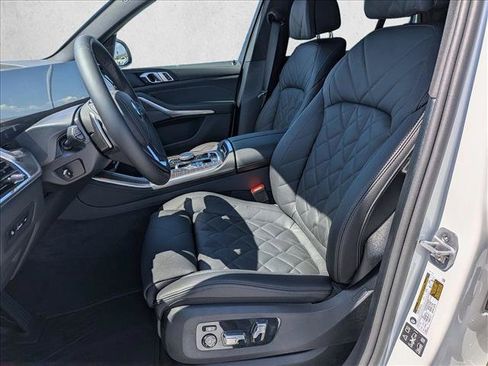 New 2026 BMW X5 xDrive40i w/ Off-Road Package AWD/4WD image 4