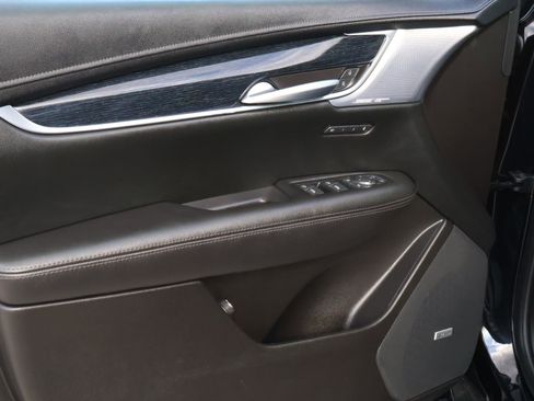 Used 2024 Cadillac XT5 Premium Luxury image 21