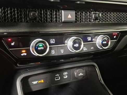 Used 2025 Honda CR-V EX-L image 18
