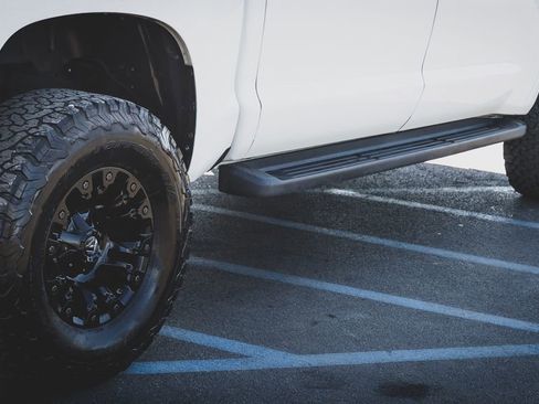 Used 2019 Toyota Tundra 1794 Edition image 30