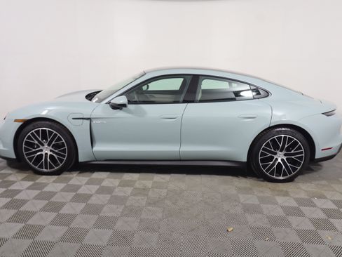 Certified 2025 Porsche Taycan image 2