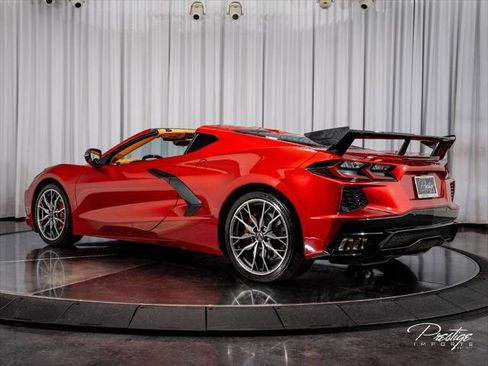 Used 2025 Chevrolet Corvette Stingray Premium Cpe w/ 3LT RWD image 13