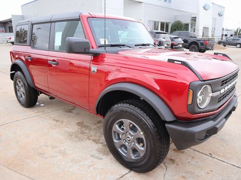 New 2025 Ford Bronco Big Bend image 1