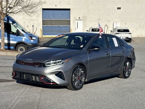 Used 2023 Kia Forte GT FWD image 5