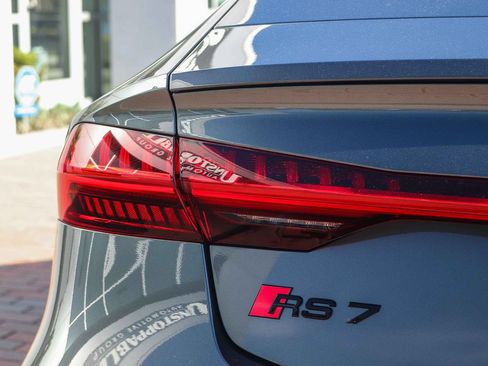 Used 2025 Audi RS 7 performance Sportback AWD/4WD image 7