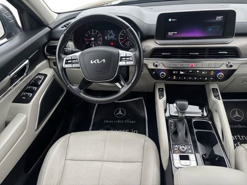 Certified 2022 Kia Telluride EX w/ Towing Package image 13