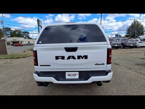 Certified 2026 RAM 1500 Big Horn AWD/4WD image 7