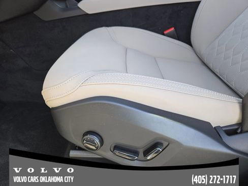 New 2026 Volvo XC90 B6 Plus image 23