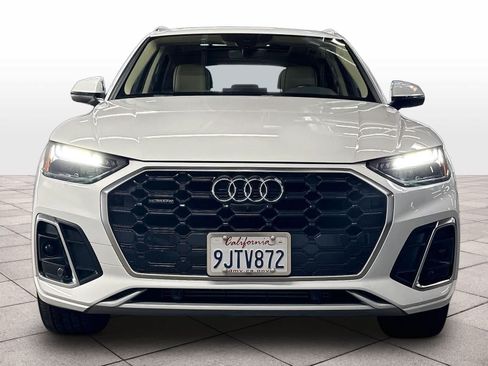Used 2023 Audi Q5 2.0T Premium Plus w/ Premium Plus Package AWD/4WD image 3