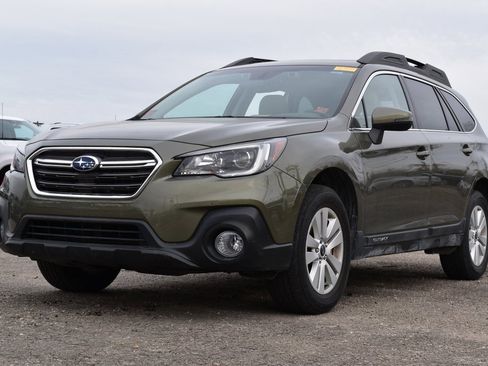 Used 2019 Subaru Outback 2.5i Premium image 1