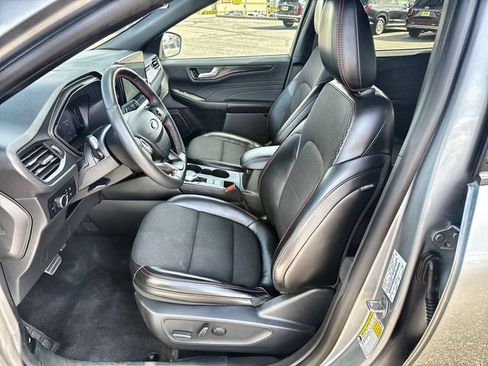 Used 2024 Ford Escape ST-Line w/ Tech Pack #1 AWD/4WD image 11