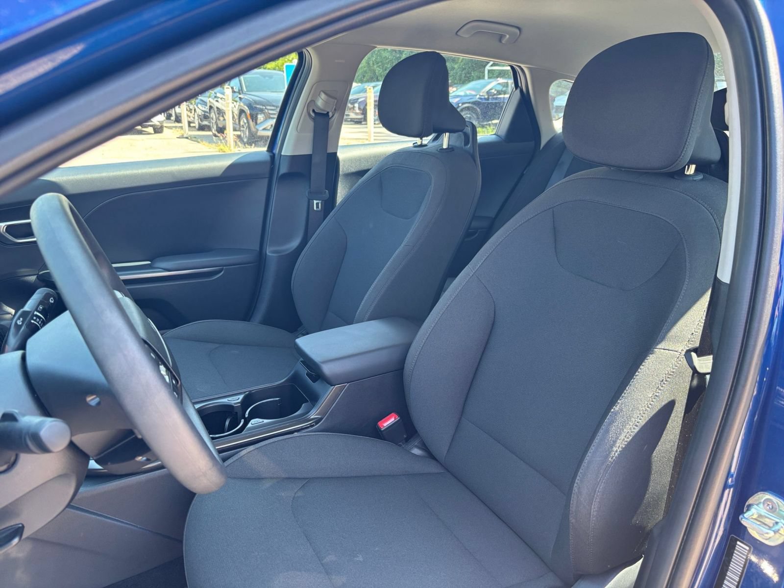 Used 2026 Kia K4 FWD image 32