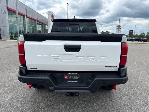 Used 2026 Toyota Tacoma TRD Pro AWD/4WD image 15