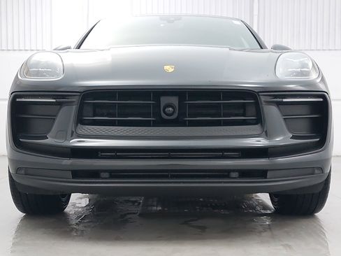 New 2026 Porsche Macan image 10