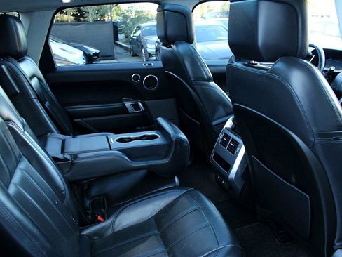 Used 2020 Land Rover Range Rover Sport HSE image 15