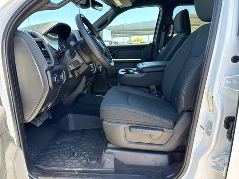 New 2026 RAM 2500 Tradesman AWD/4WD image 25