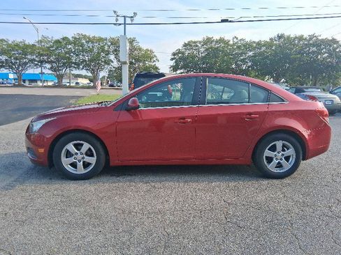 Used 2014 Chevrolet Cruze LT image 13