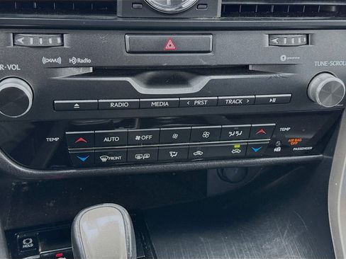 Used 2017 Lexus RX 350 FWD image 11