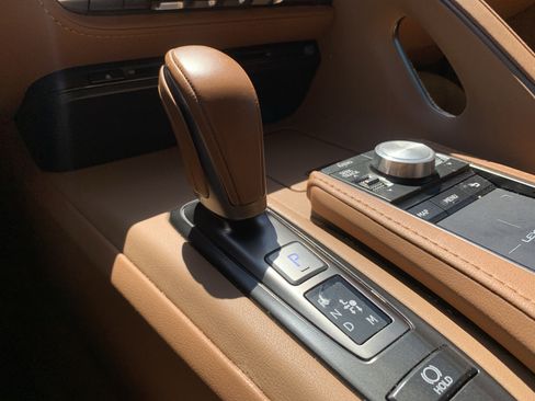 Used 2022 Lexus LC 500 Convertible w/ Touring Package RWD image 26