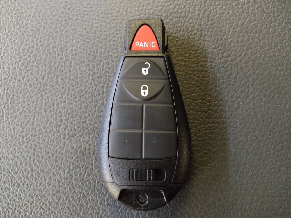 Used 2020 RAM 1500 Classic SLT RWD image 32
