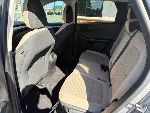 Used 2022 Ford Escape SE w/ Convenience Package FWD image 5
