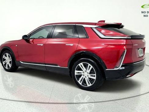 Used 2024 Cadillac Lyriq Tech w/ LPO, Floor Liner Package AWD/4WD image 6